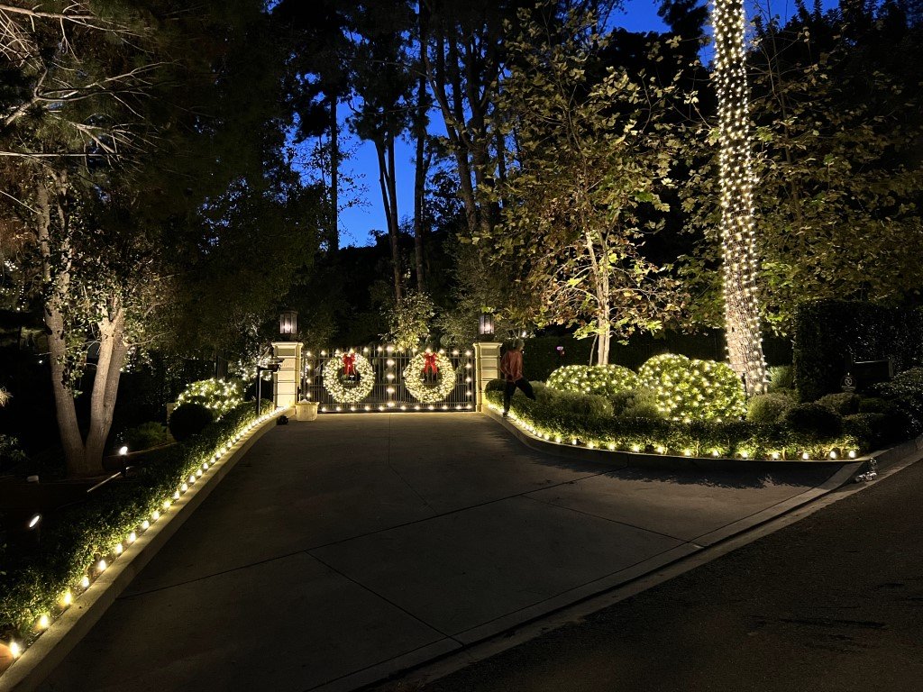 Beverly Hills Christmas Light Installation Driveway Christmas Brothers